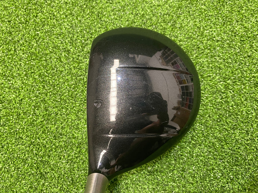 TaylorMade R320 Ti Driver 10.5° - sole