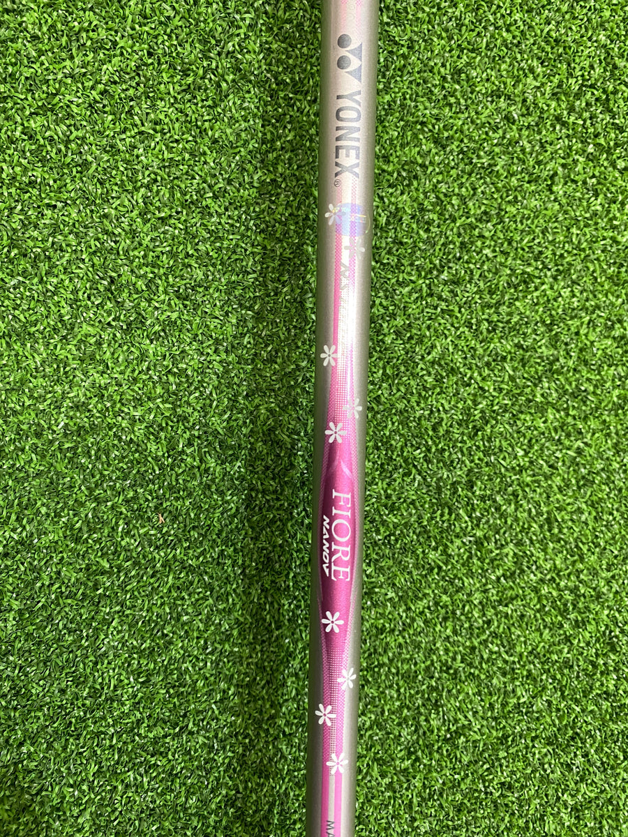 Yonex Fiore Nano 6 Hybrid 31° Ladies - grip detail