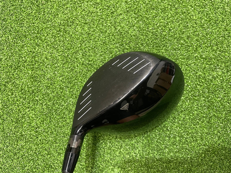 2013 Titleist 915 D2 Driver 9.5° Regular (USED)