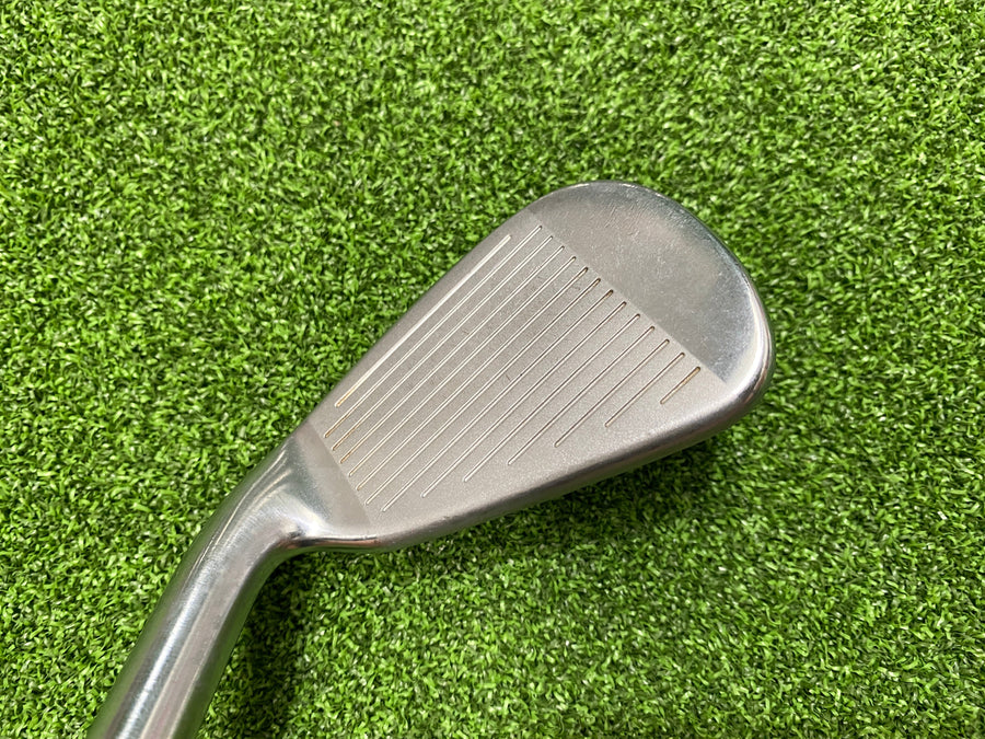 TaylorMade Tour Burner Iron Set 4-SW - shaft detail