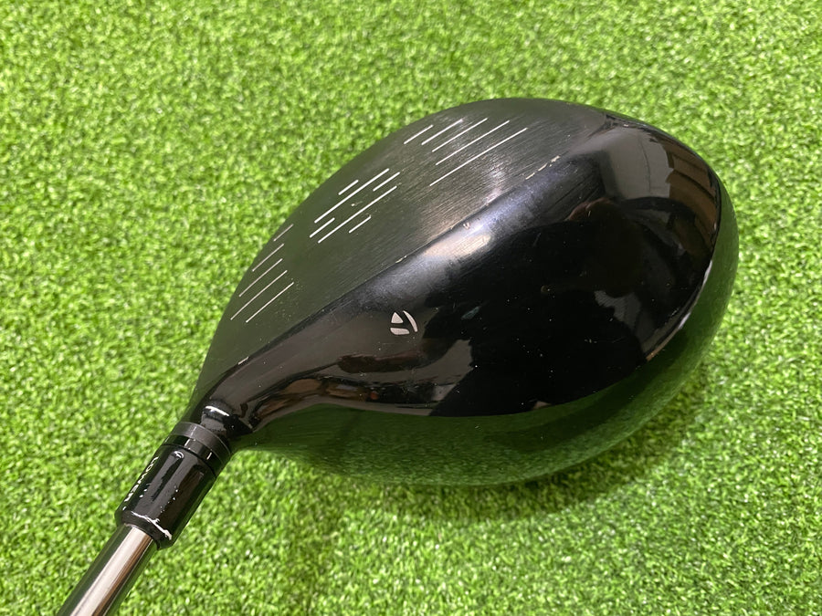 2010 TaylorMade R9 Superdeep 9.5° Driver - sole