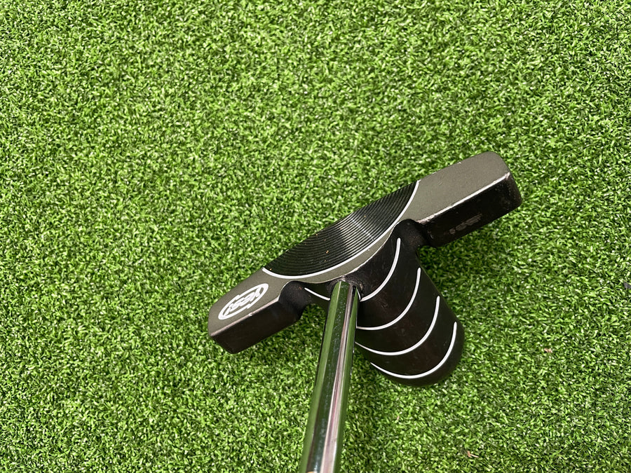 Yes! Tiffany Putter 33" (USED) - sole