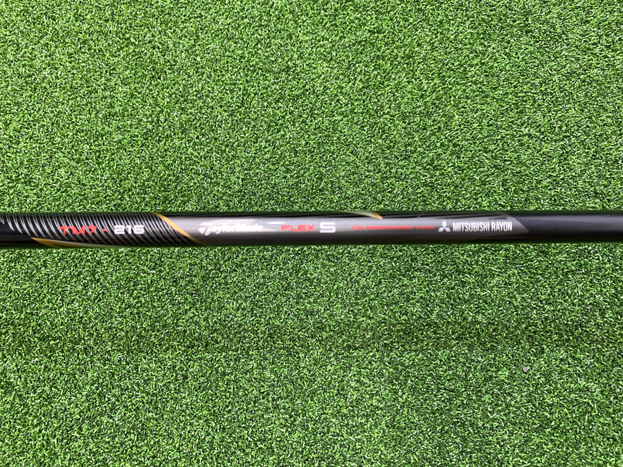 TaylorMade M2 8 Iron - grip detail