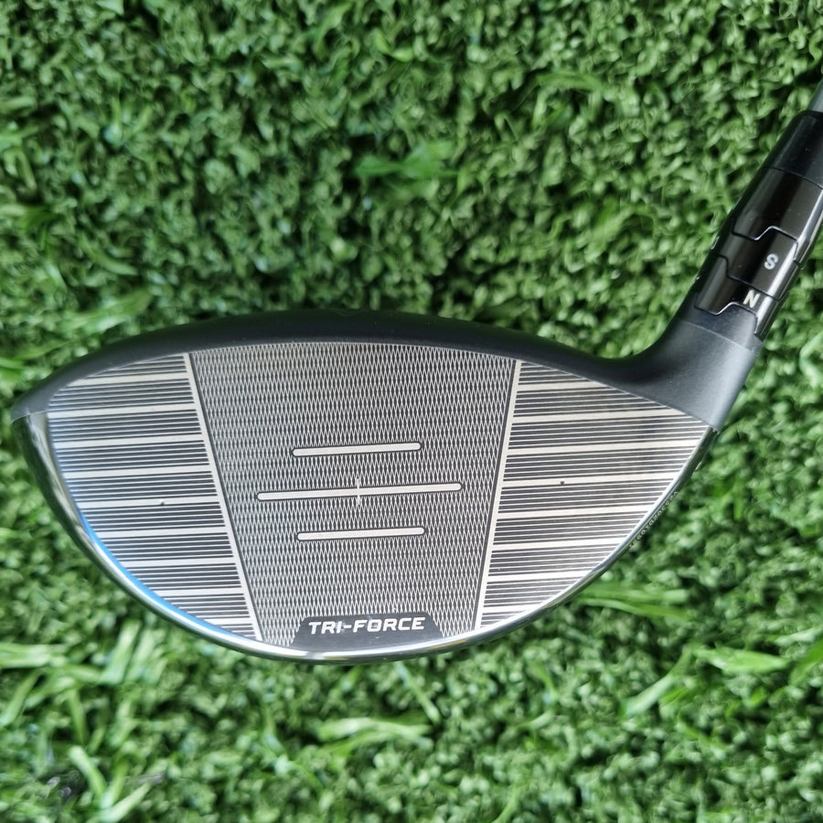 Callaway Quantum Max D Driver 10.5° Regular (Ex Demo) - club face