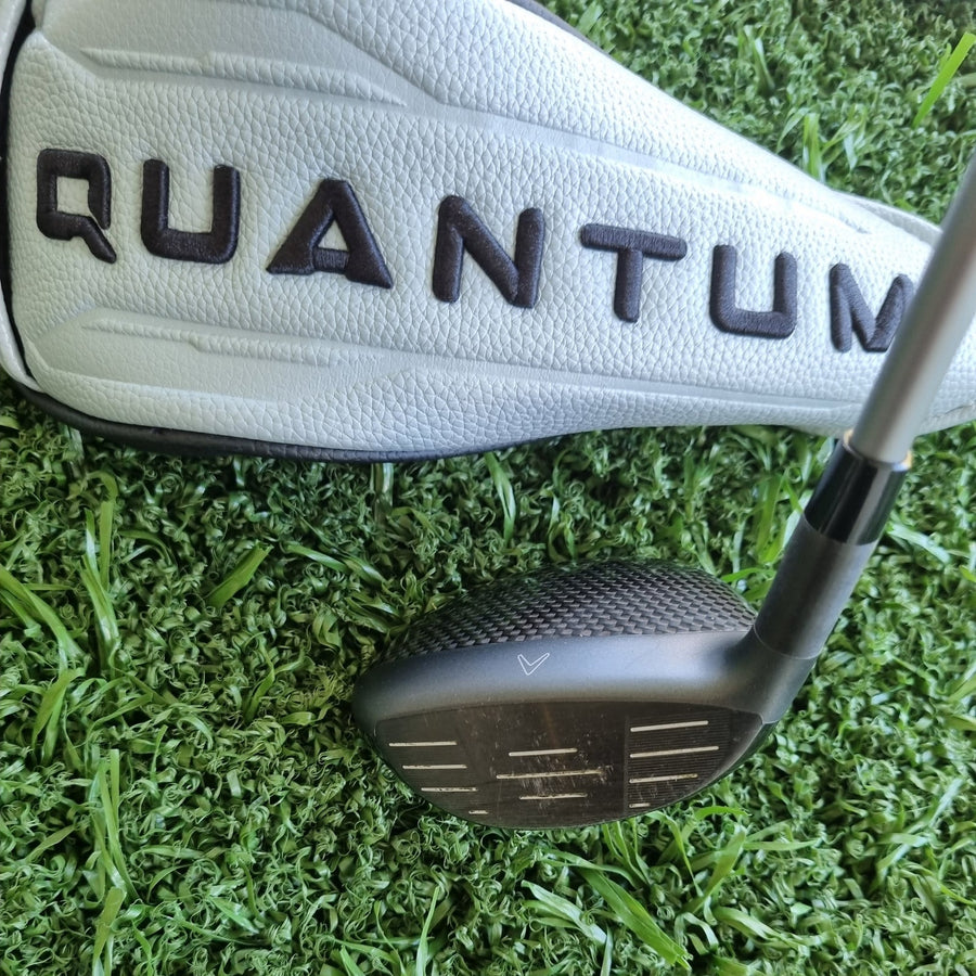 Callaway Quantum Max #7 Fairway 21° Regular (Ex Demo) - head and headcover