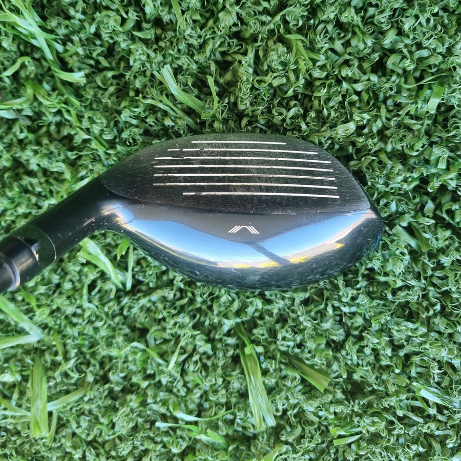 Wilson D7 Hybrid #4 Regular Right Handed (USED) - crown