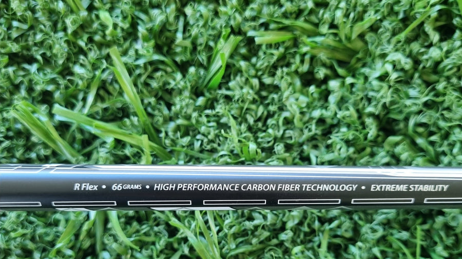 Wilson D7 Hybrid #4 Regular Right Handed (USED) - shaft flex label