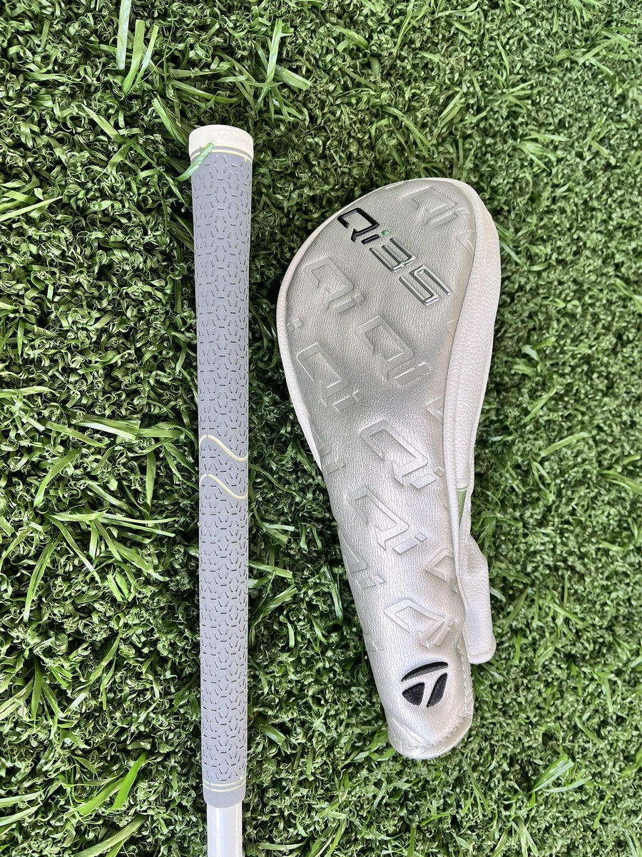 TaylorMade Qi35 #5 Hybrid 27° Ladies (Ex Demo) - headcover and grip