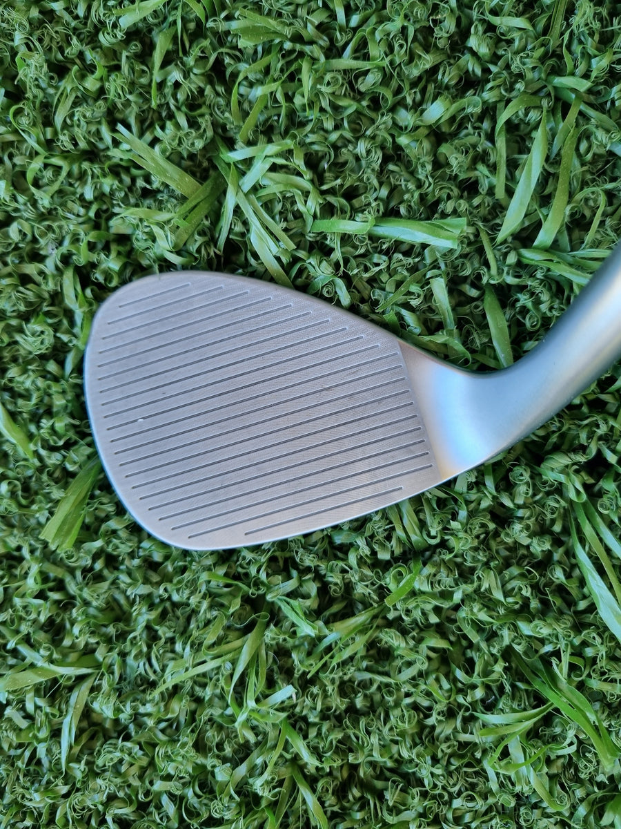 Cleveland RTZ Wedge 60 Deg 8 Bounce (Ex Demo USED) - club face